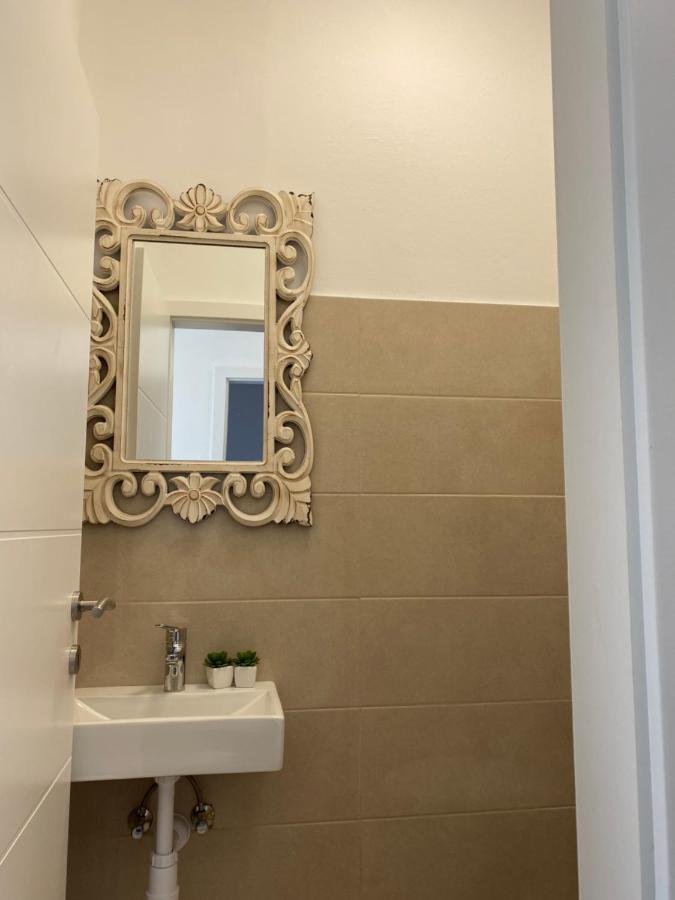 Sukošan Holiday House Lucia מראה חיצוני תמונה