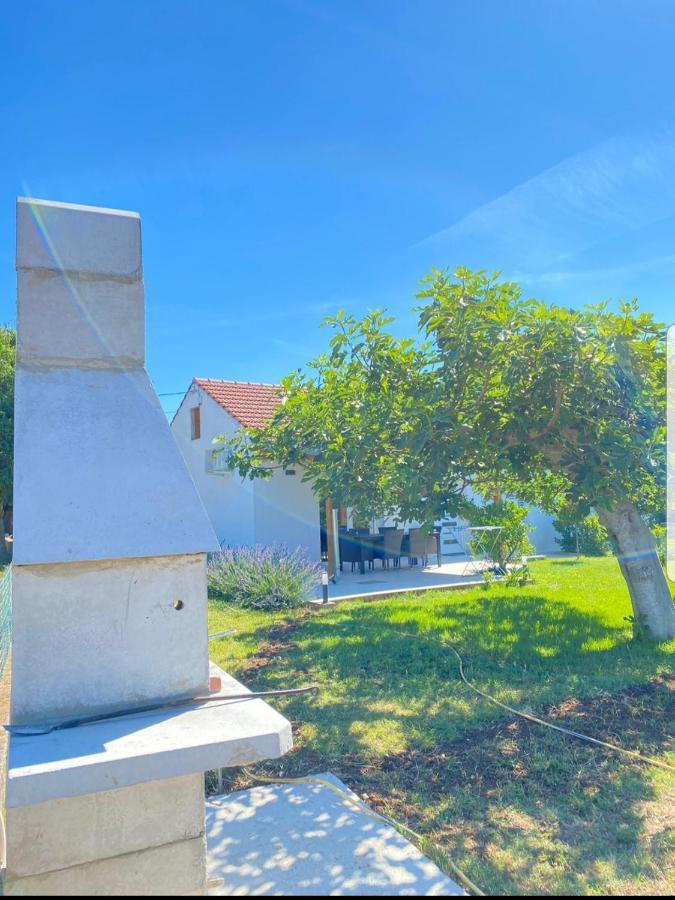 Sukošan Holiday House Lucia מראה חיצוני תמונה